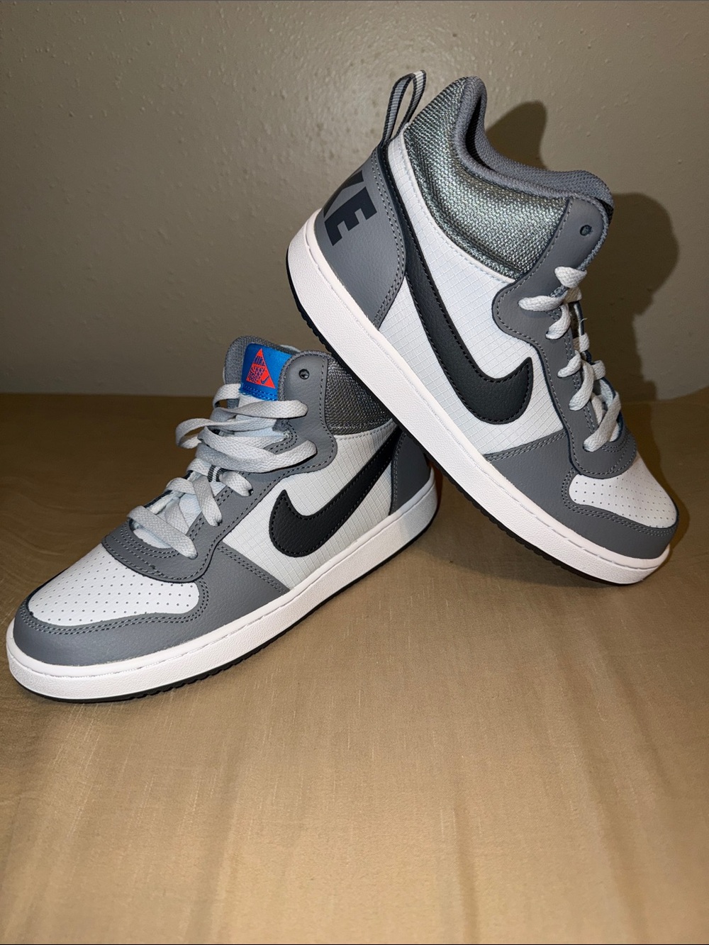 Nike Men’s Mid-Top Sneakers - White/Grey/Black - brand new